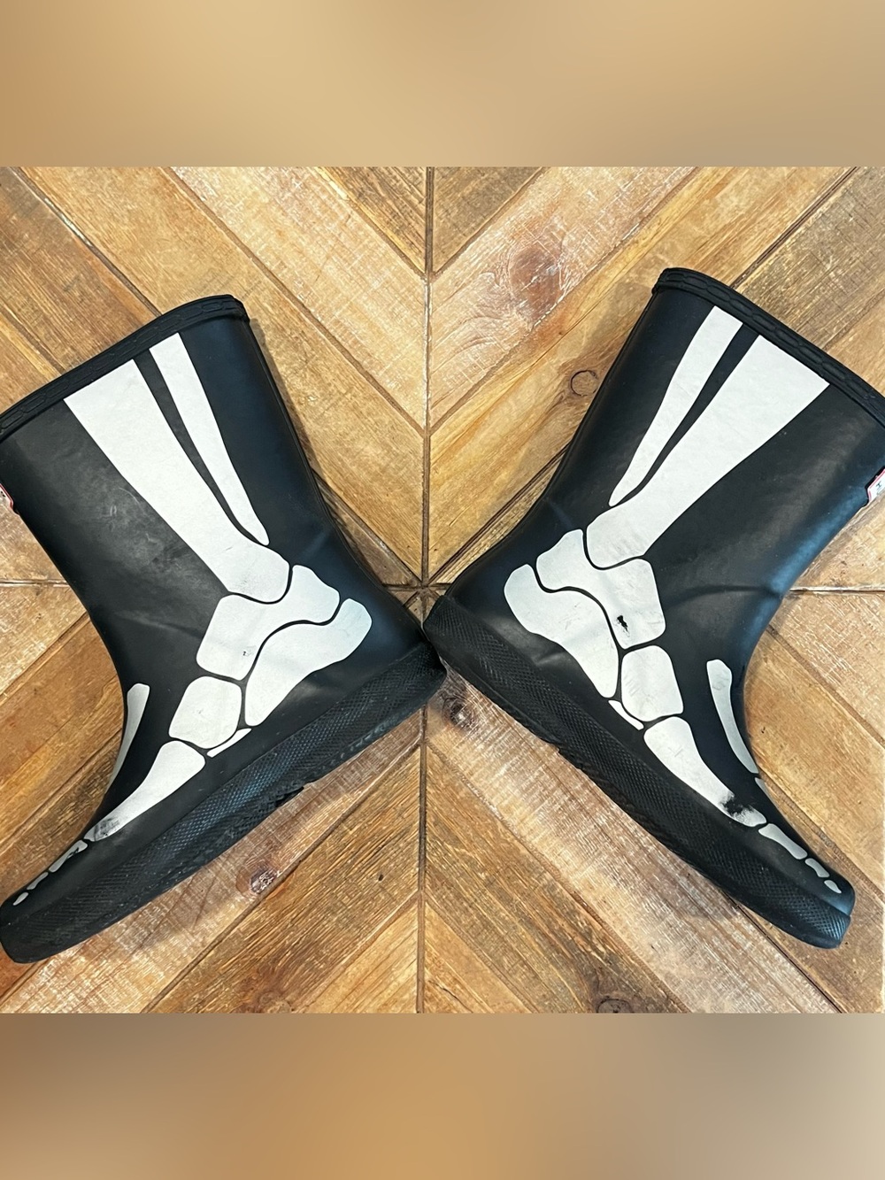 Hunter Kids Black Silver Skeleton Rain Boots Halloween Size 3 - Picture 13 of 16